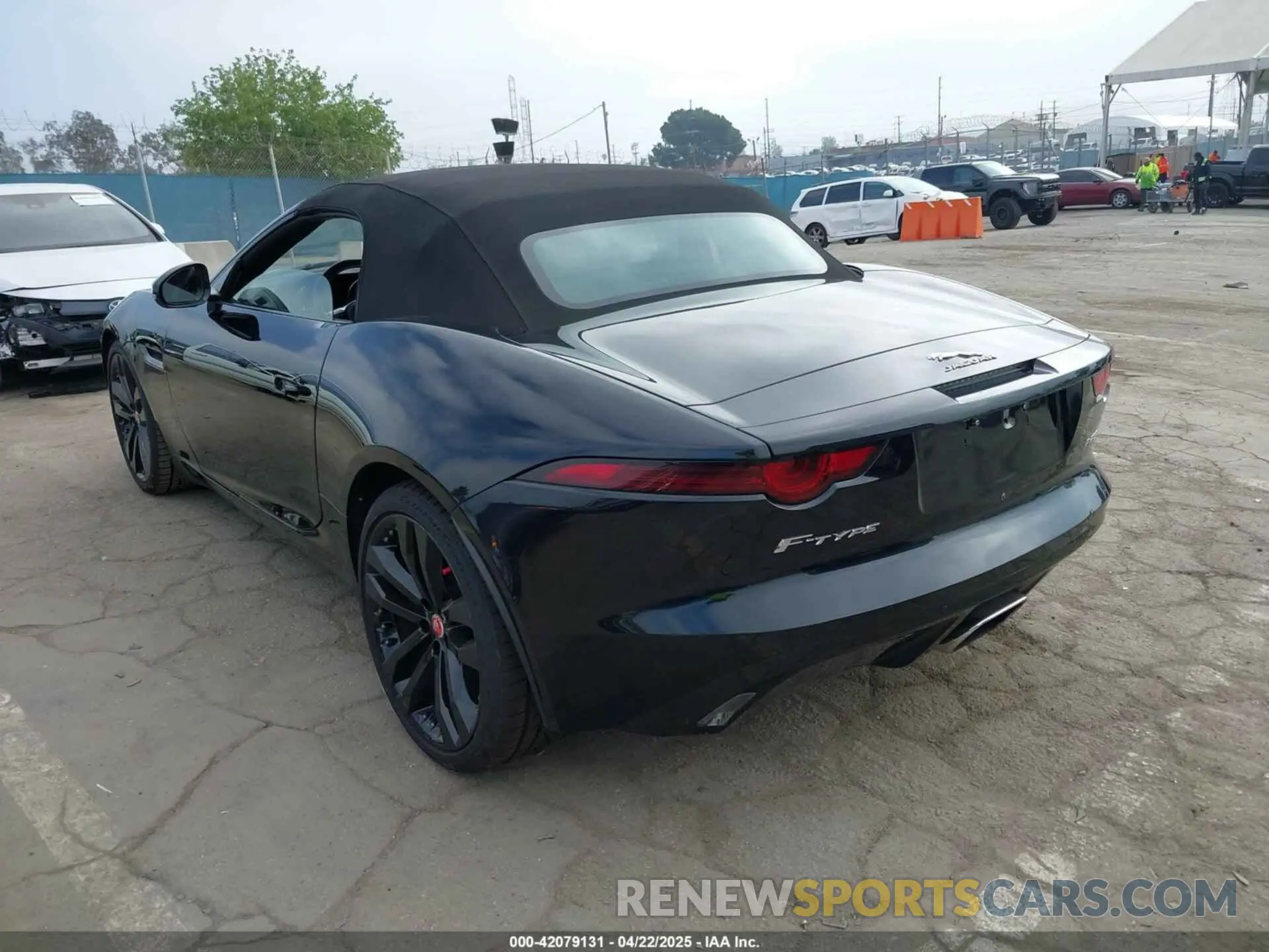 3 fotografías del automóvil dañado SAJDD5GX0LCK64894 JAGUAR F-TYPE 2020