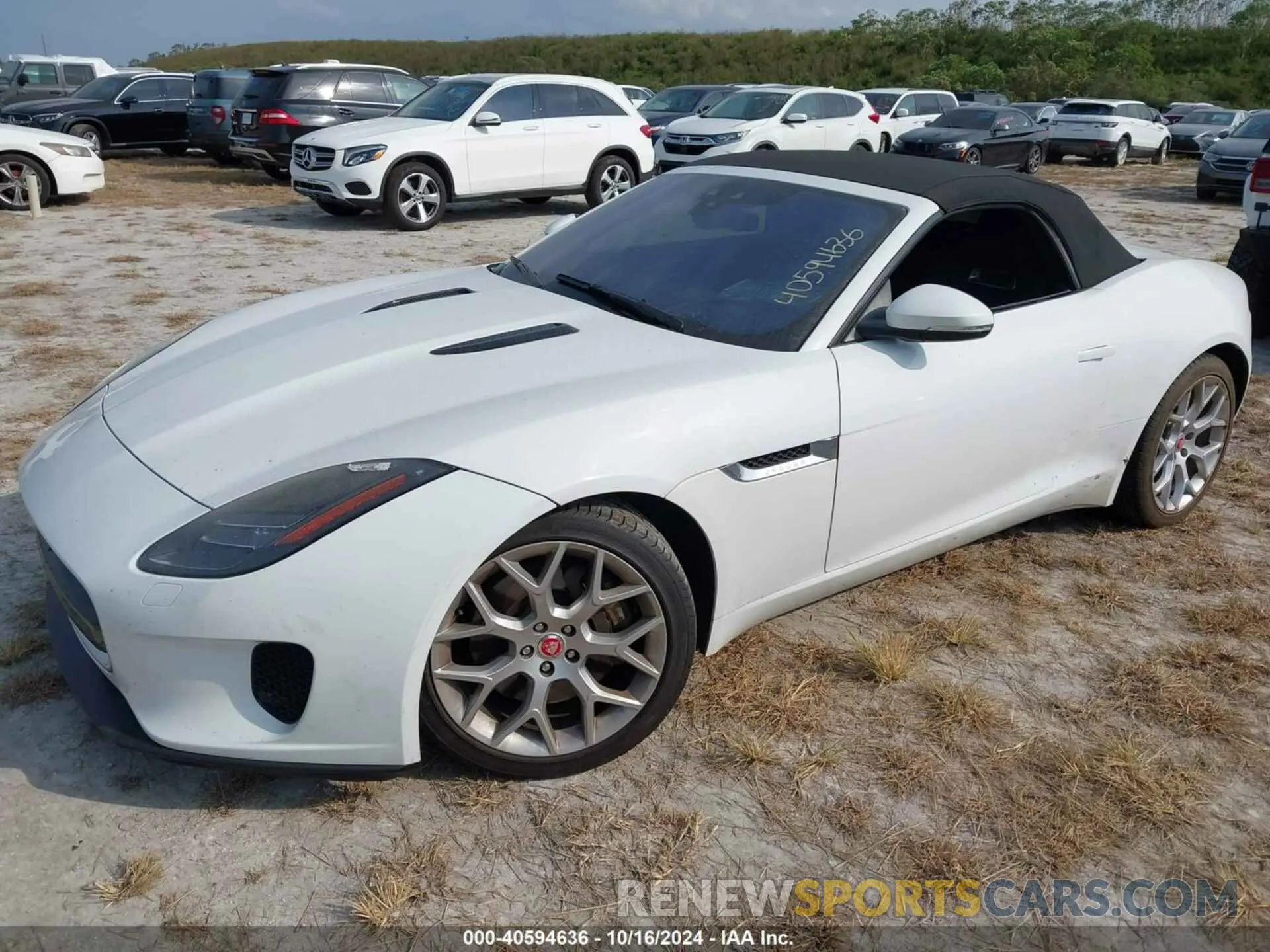 2 fotografías del automóvil dañado SAJDD5GX2LCK67103 JAGUAR F-TYPE 2020