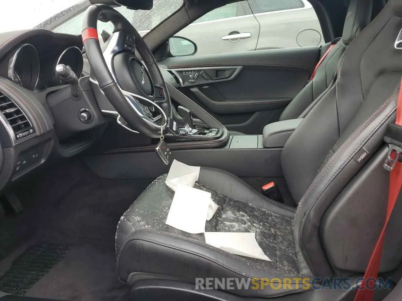 7 fotografías del automóvil dañado SAJDD5GX4LCK63604 JAGUAR F-TYPE 2020
