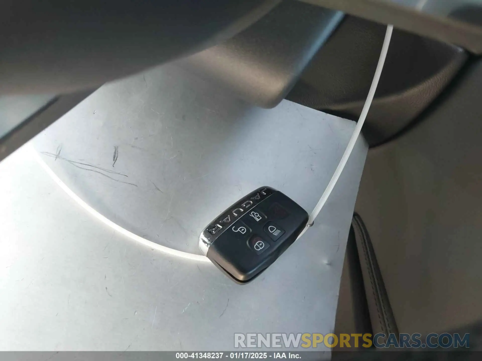 11 fotografías del automóvil dañado SAJDD1GX7MCK72033 JAGUAR F-TYPE 2021