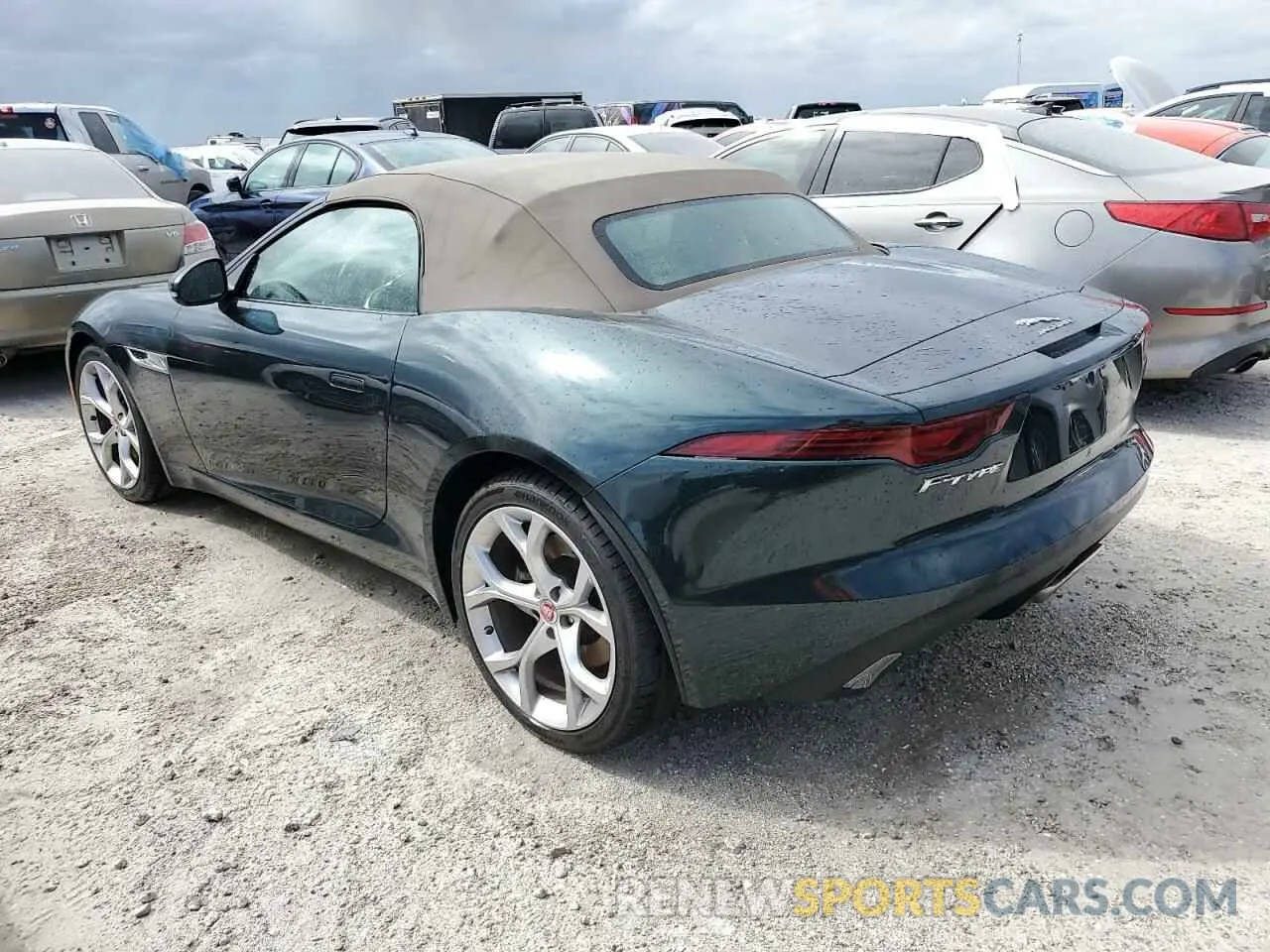 2 fotografías del automóvil dañado SAJDD5GX3MCK75423 JAGUAR F-TYPE 2021