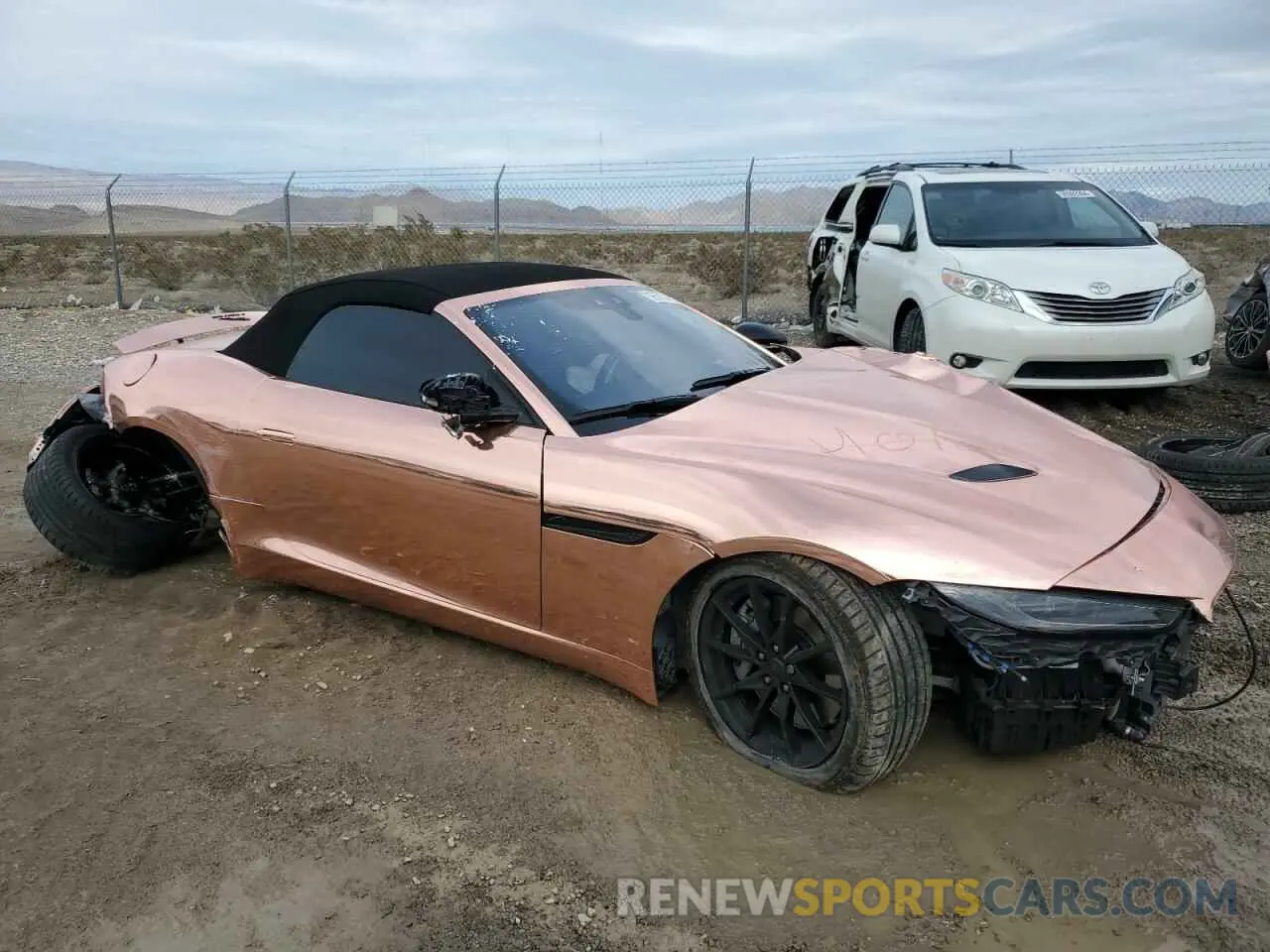 4 fotografías del automóvil dañado SAJDD5GX7MCK73352 JAGUAR F-TYPE 2021