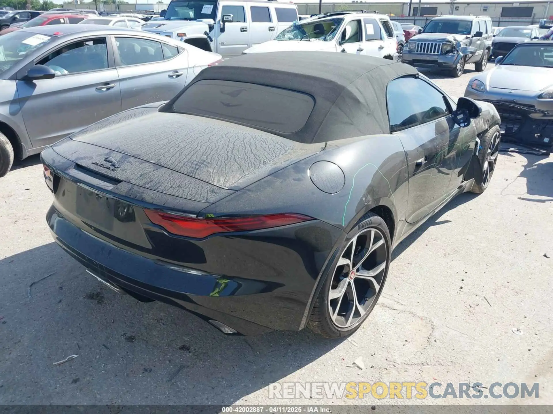 4 fotografías del automóvil dañado SAJDD5GX9MCK74096 JAGUAR F-TYPE 2021