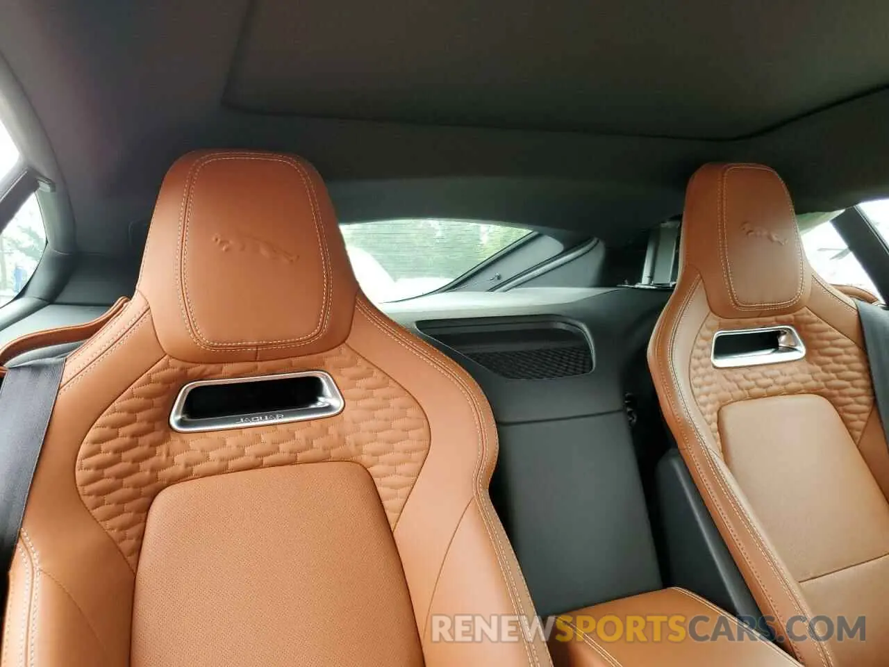 10 fotografías del automóvil dañado SAJD81EE9NCK77449 JAGUAR F-TYPE 2022