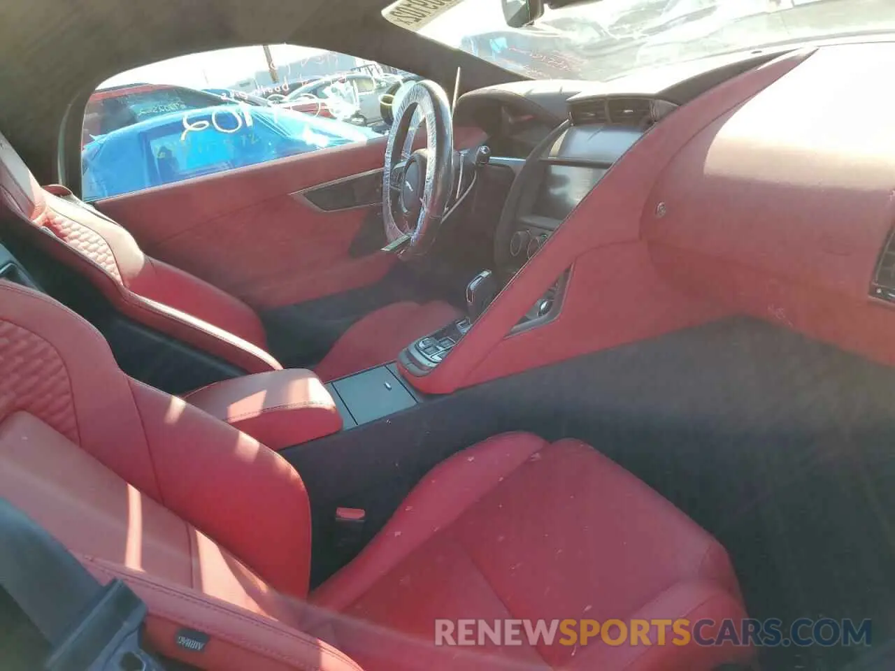 5 fotografías del automóvil dañado SAJD85EE9NCK77636 JAGUAR F-TYPE 2022