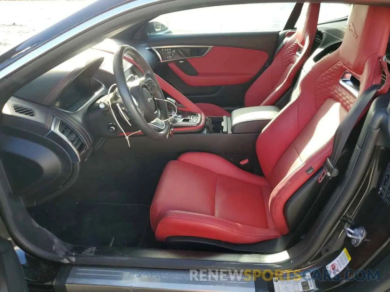 7 fotografías del automóvil dañado SAJDD1EE8NCK78426 JAGUAR F-TYPE 2022