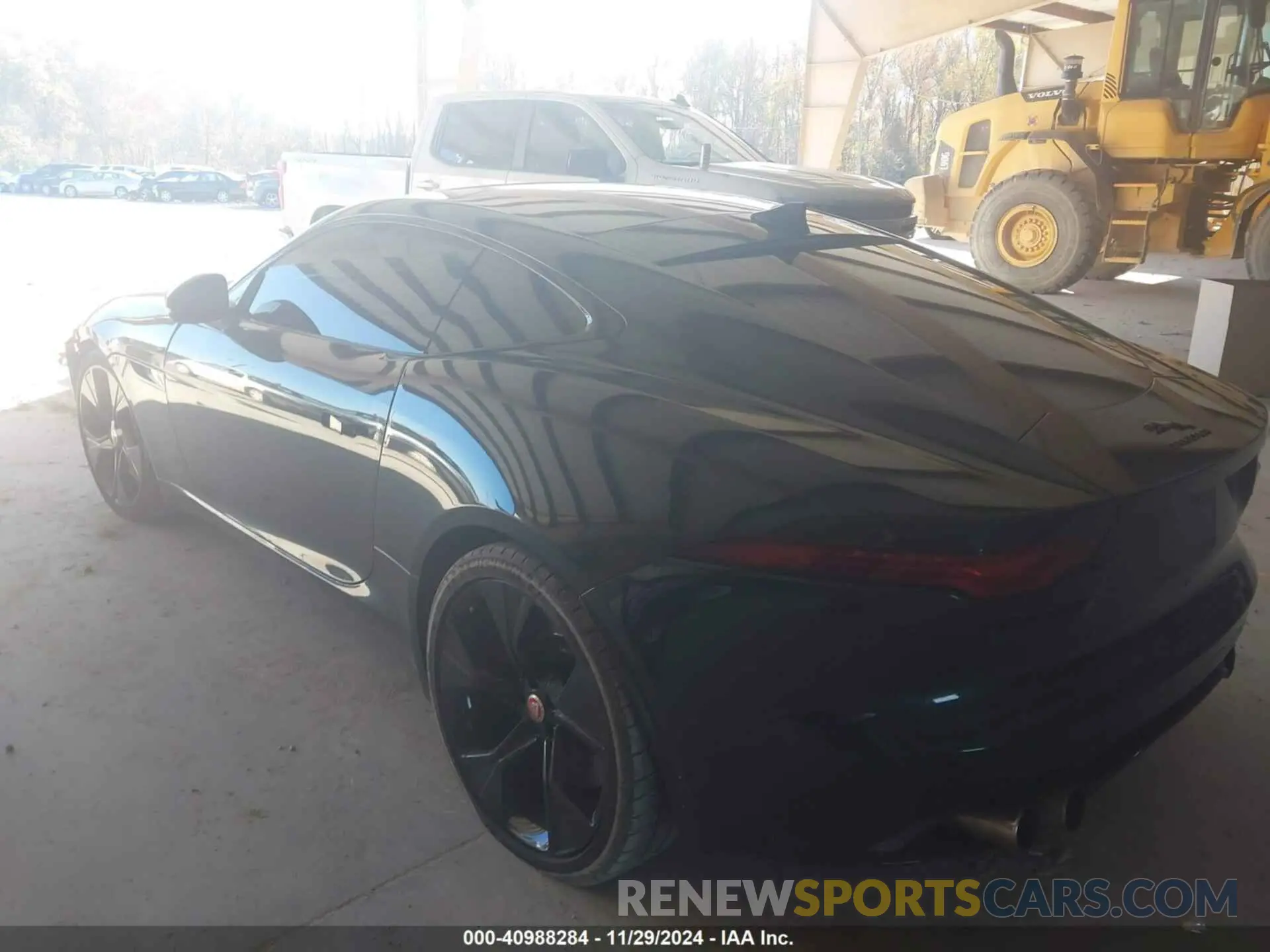 3 fotografías del automóvil dañado SAJDD1EE4PCK80533 JAGUAR F-TYPE 2023