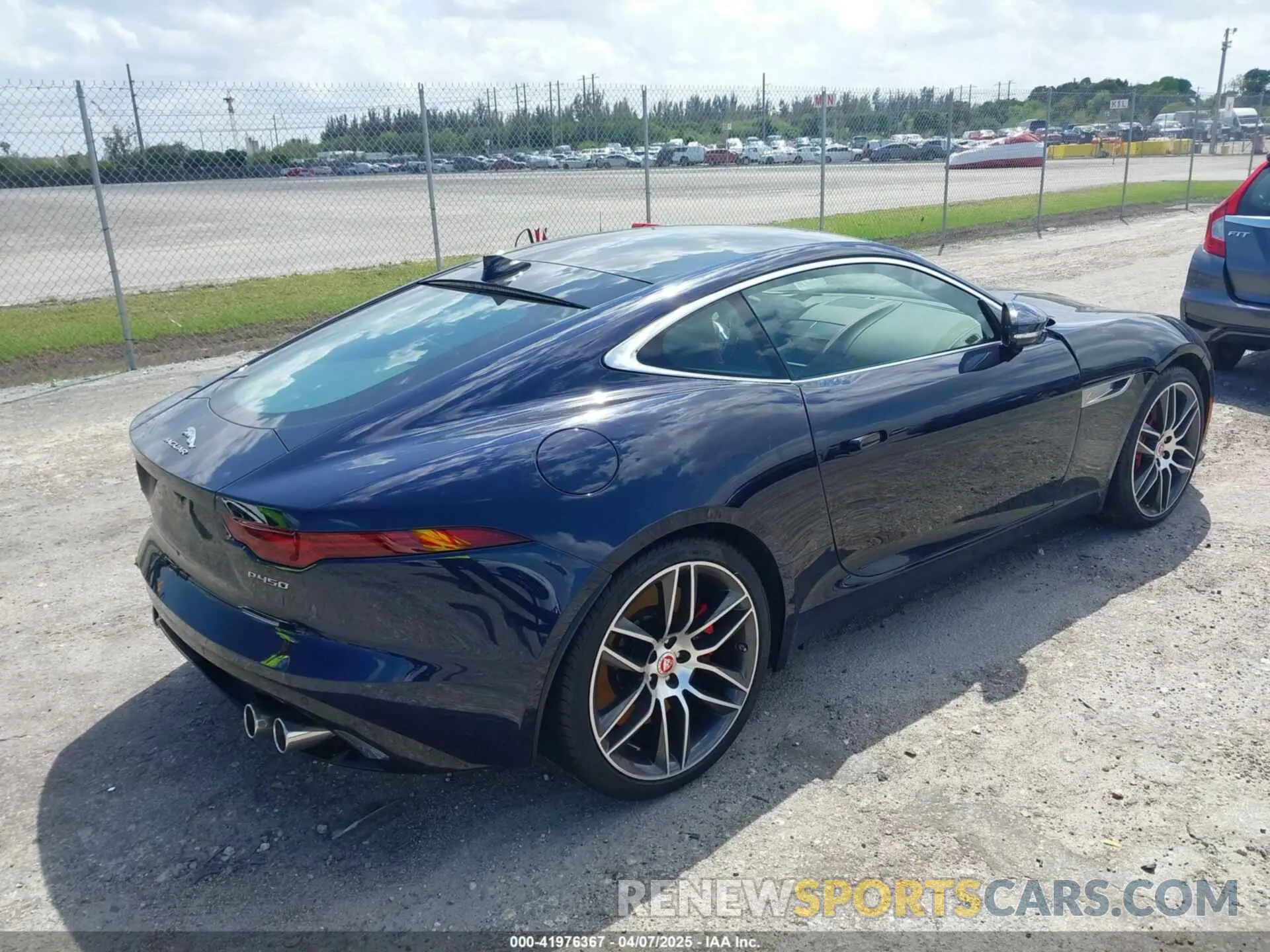 4 fotografías del automóvil dañado SAJDD1EE9PCK79877 JAGUAR F-TYPE 2023