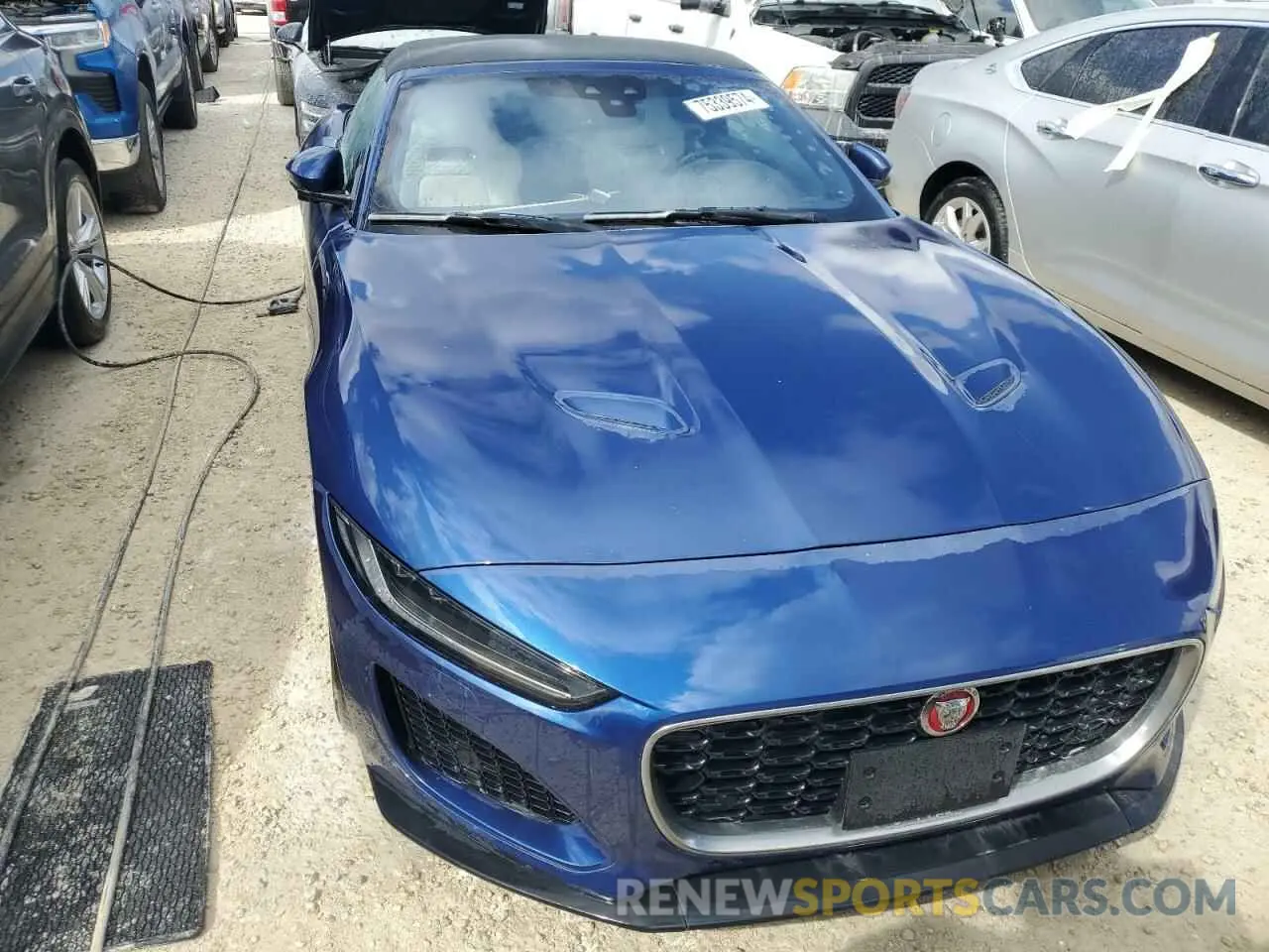 5 fotografías del automóvil dañado SAJDD5EE1PCK82487 JAGUAR F-TYPE 2023