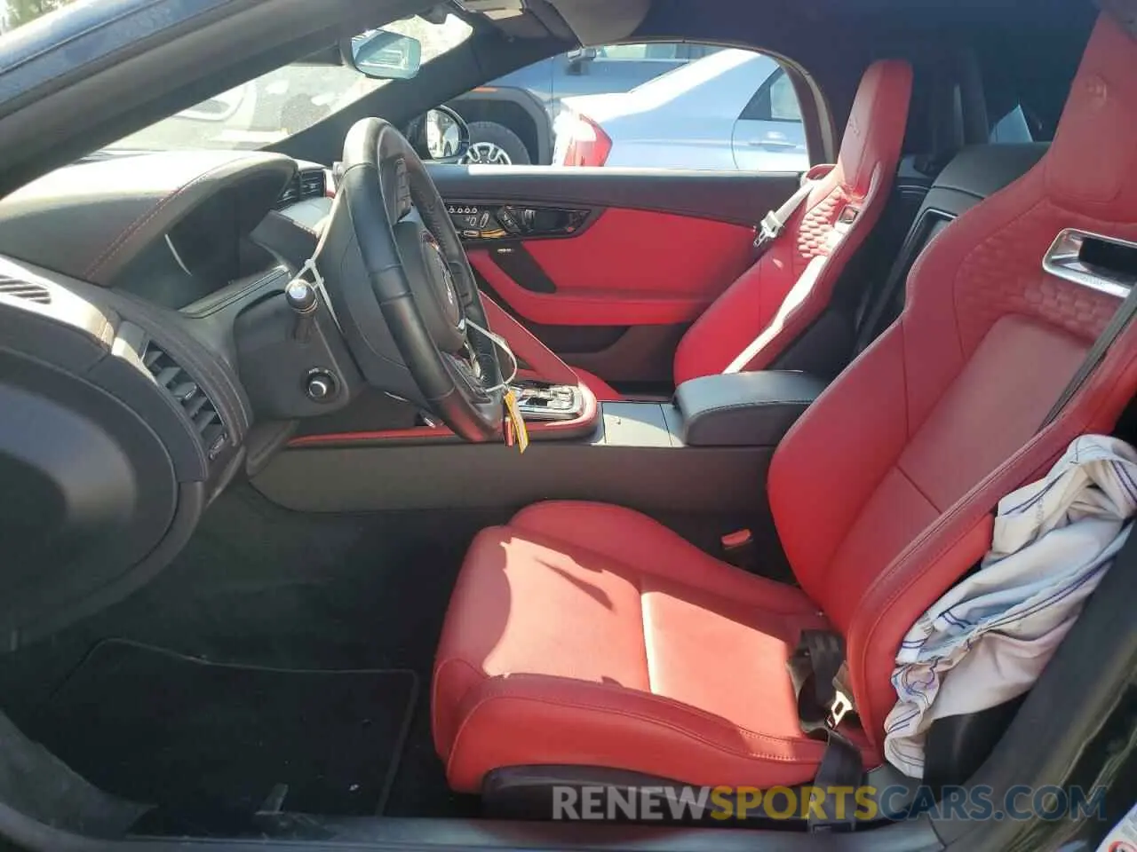 7 fotografías del automóvil dañado SAJDD5EE6PCK83084 JAGUAR F-TYPE 2023