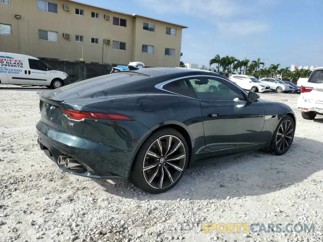 3 fotografías del automóvil dañado SAJD51FE9RCK86827 JAGUAR F-TYPE R75 2024