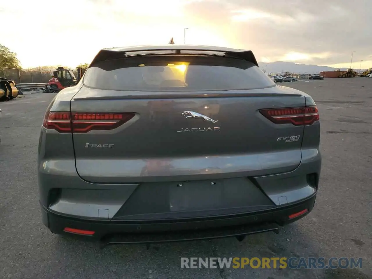 6 fotografías del automóvil dañado SADHB2S10K1F73211 JAGUAR I-PACE 2019
