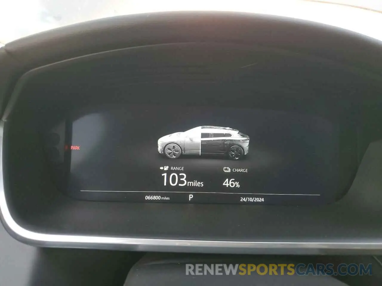 9 fotografías del automóvil dañado SADHB2S10K1F73211 JAGUAR I-PACE 2019