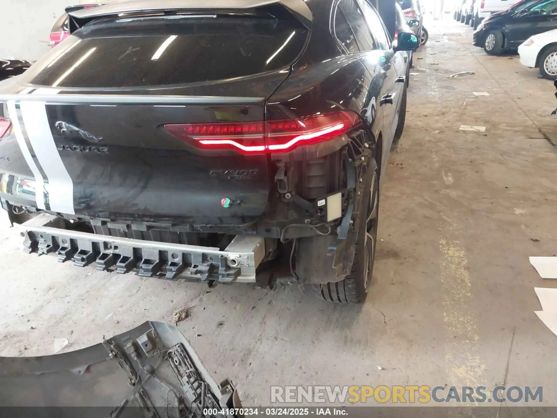 21 fotografías del automóvil dañado SADHD2S12K1F76296 JAGUAR I-PACE 2019