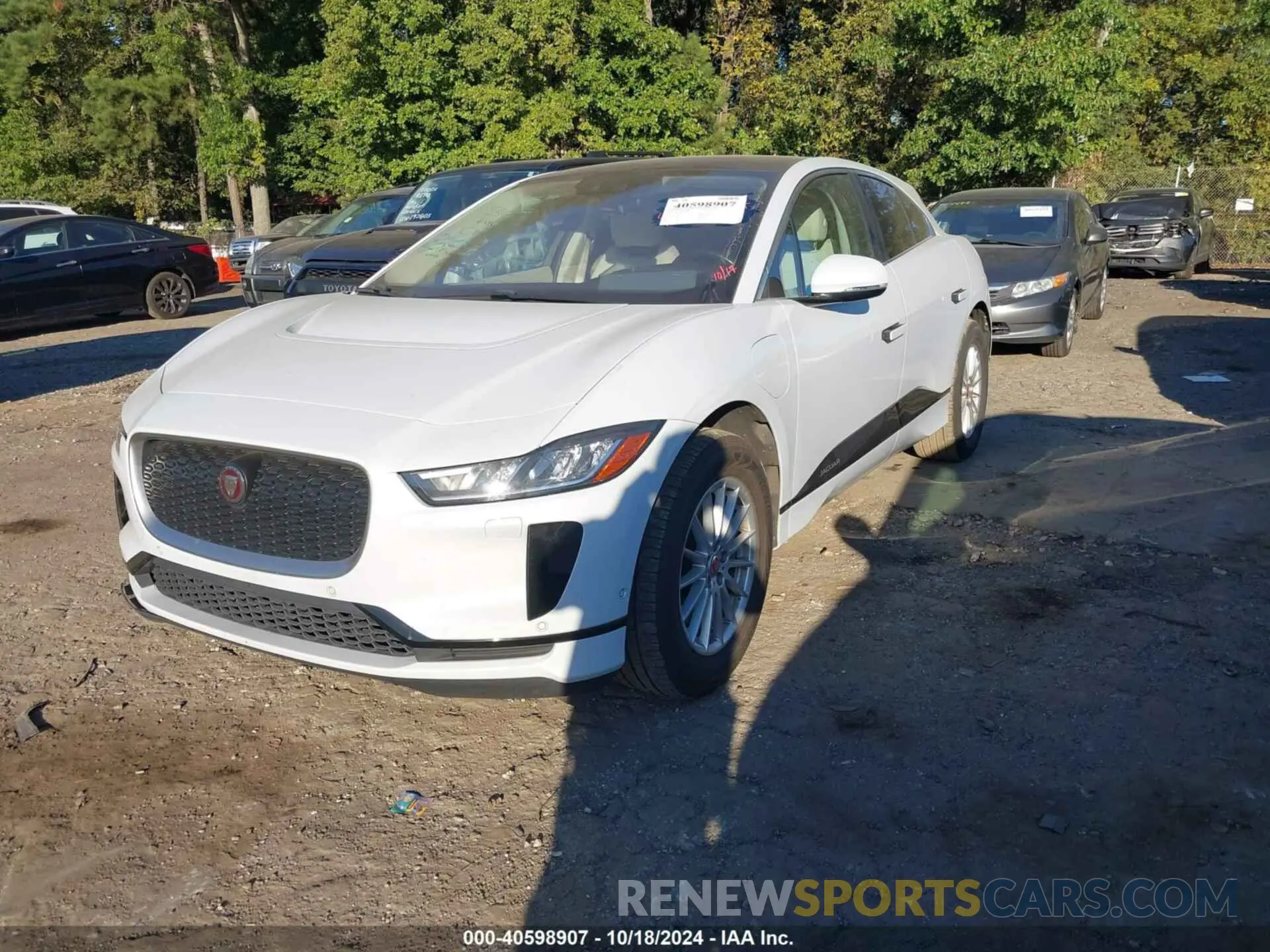 2 fotografías del automóvil dañado SADHB2S12L1F84583 JAGUAR I-PACE 2020