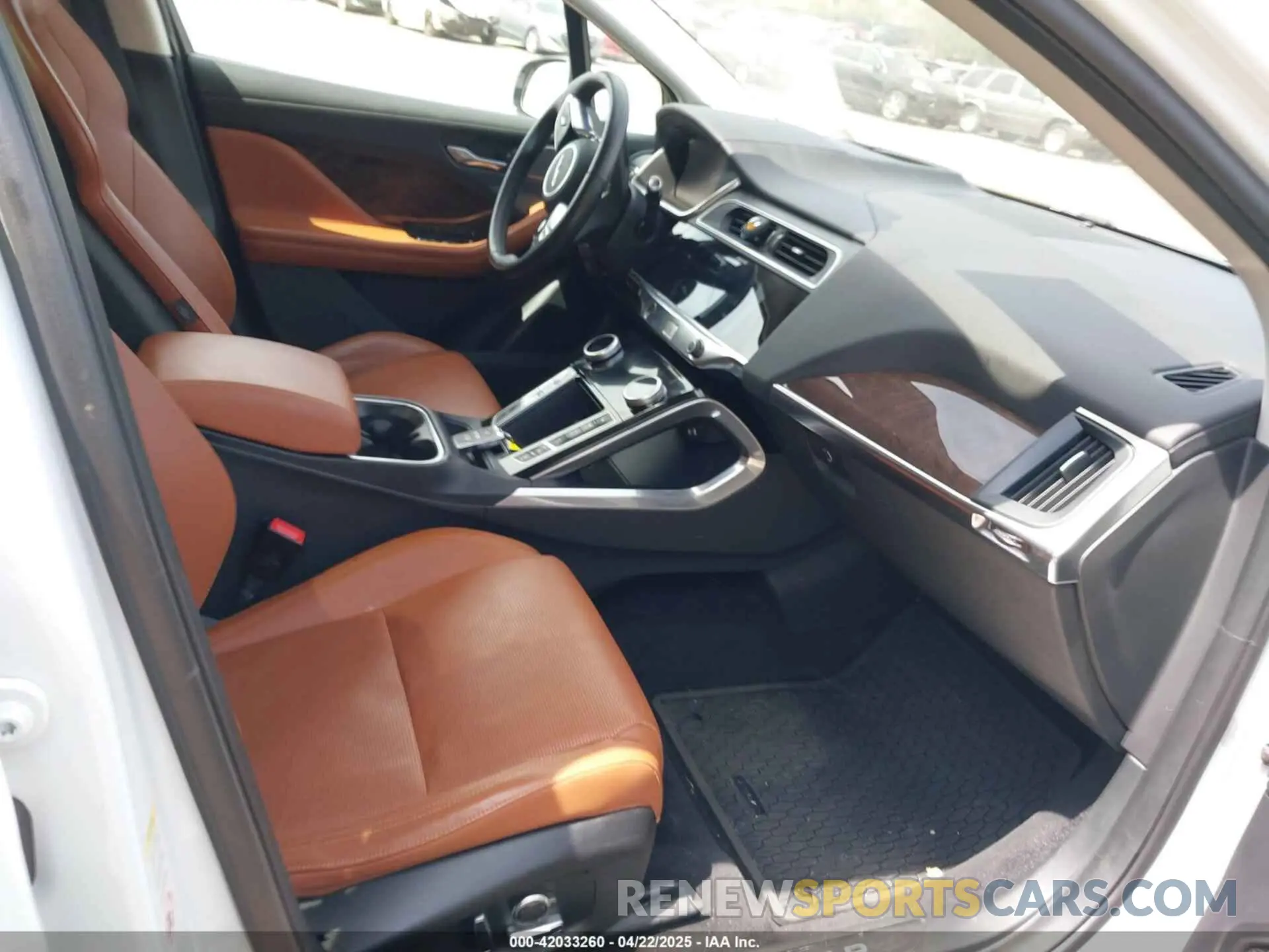 5 fotografías del automóvil dañado SADHC2S1XL1F80407 JAGUAR I-PACE 2020