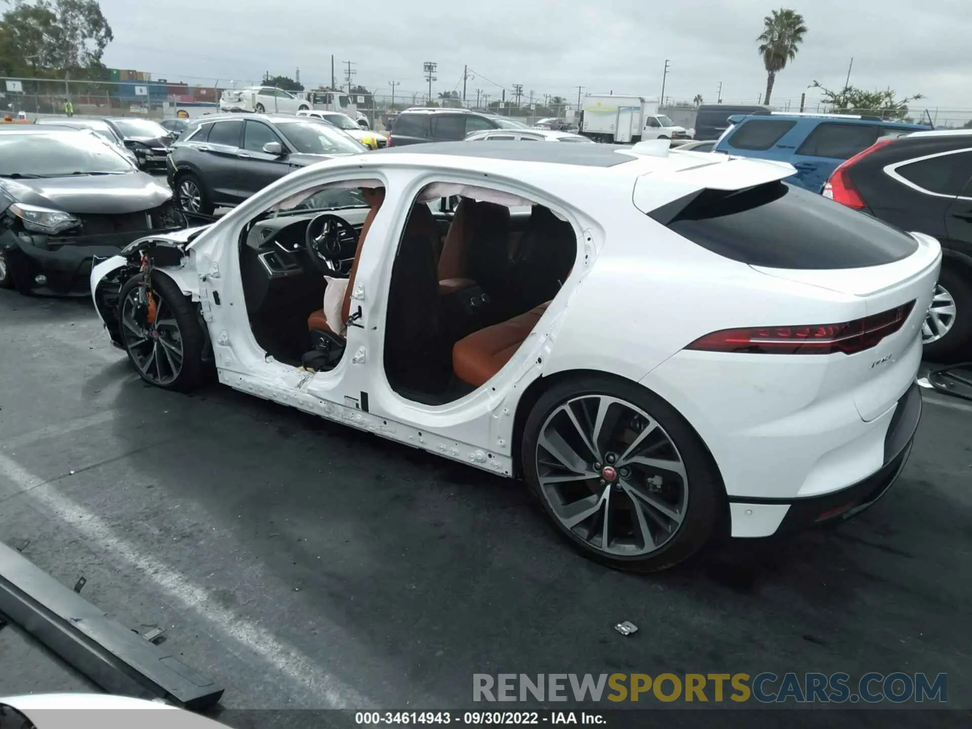 3 fotografías del automóvil dañado SADHD2S10L1F79165 JAGUAR I-PACE 2020