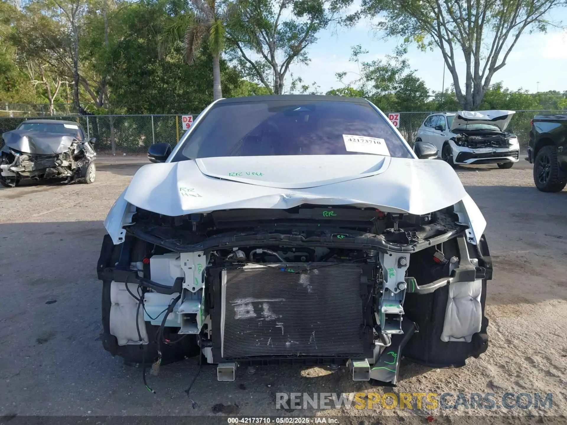 13 fotografías del automóvil dañado SADHD2S15N1622382 JAGUAR I-PACE 2022
