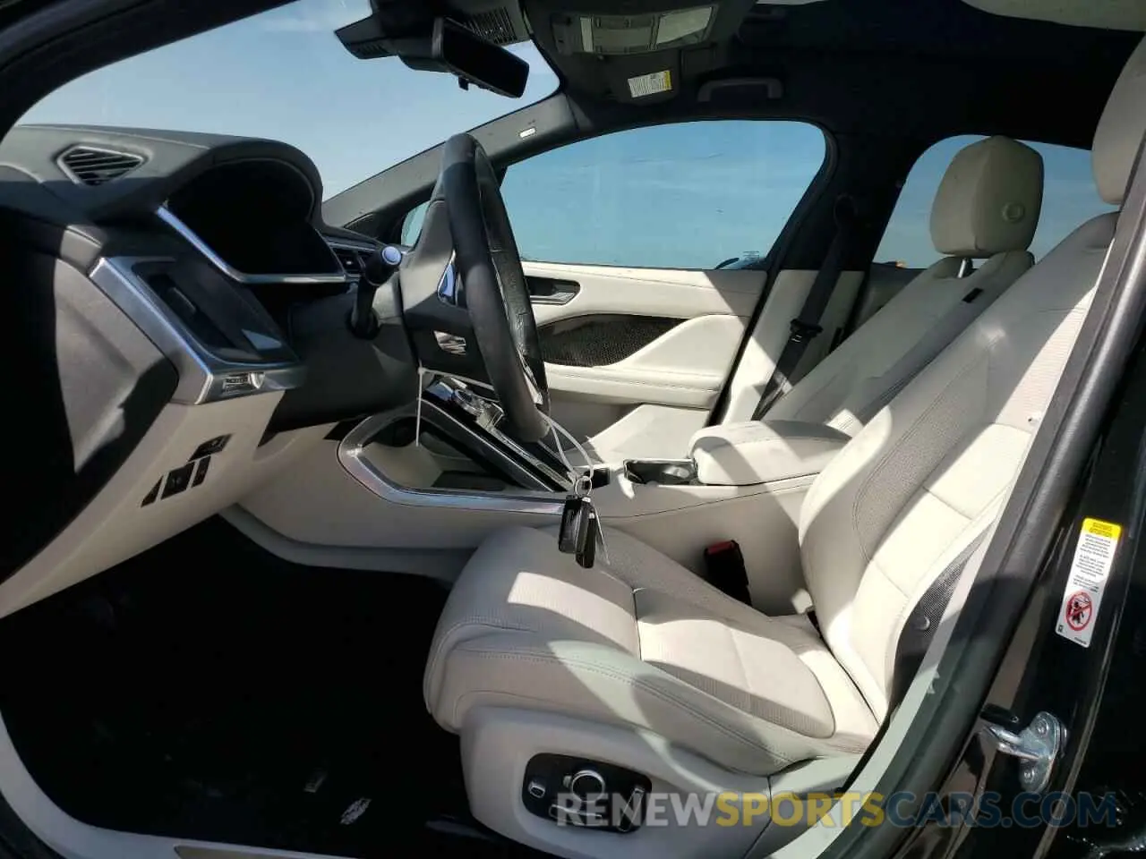 7 fotografías del automóvil dañado SADHD2S1XP1629976 JAGUAR I-PACE 2023
