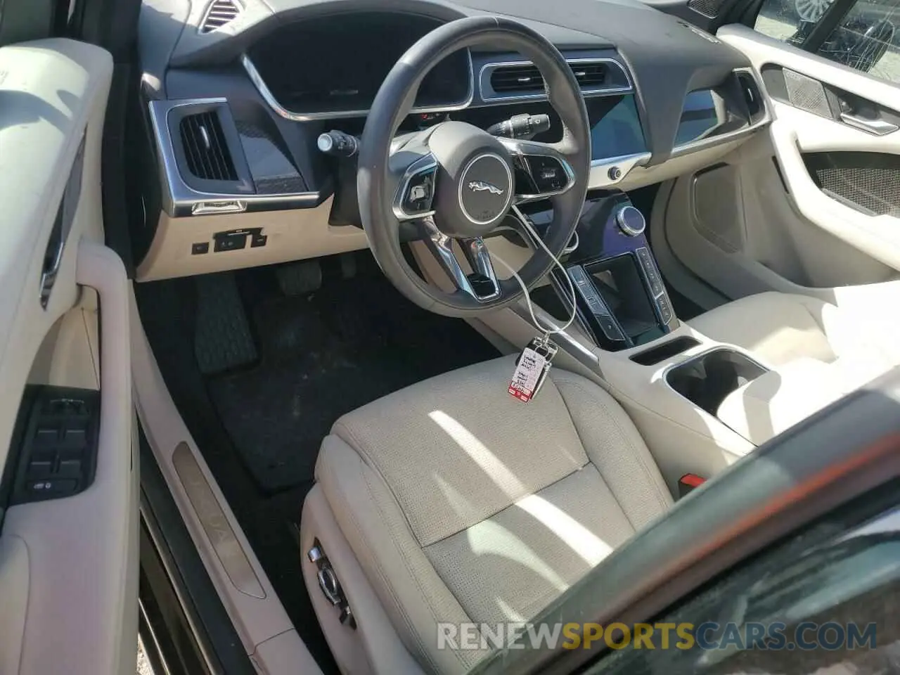 8 fotografías del automóvil dañado SADHD2S1XP1629976 JAGUAR I-PACE 2023