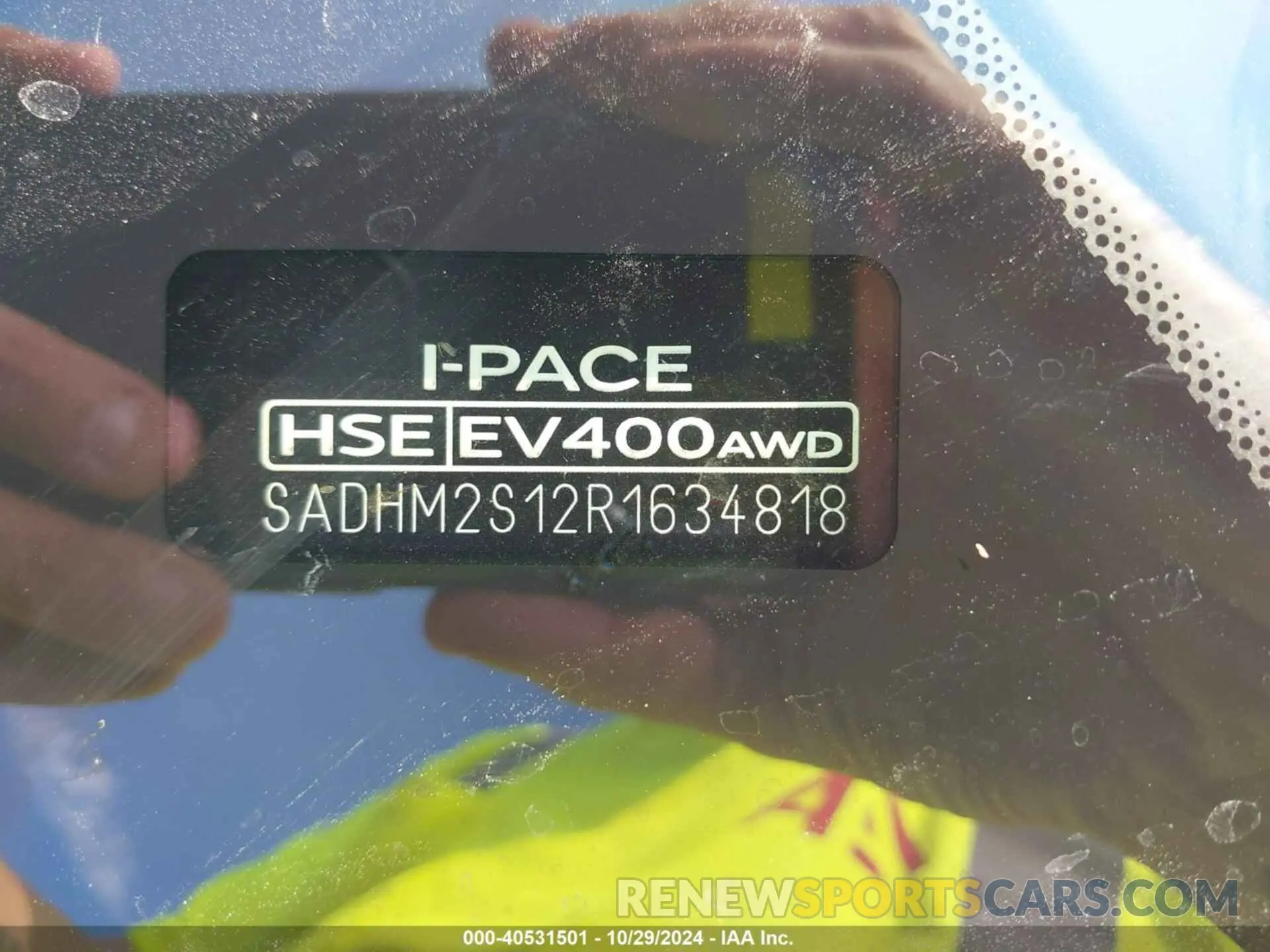 9 fotografías del automóvil dañado SADHM2S12R1634818 JAGUAR I-PACE 2024