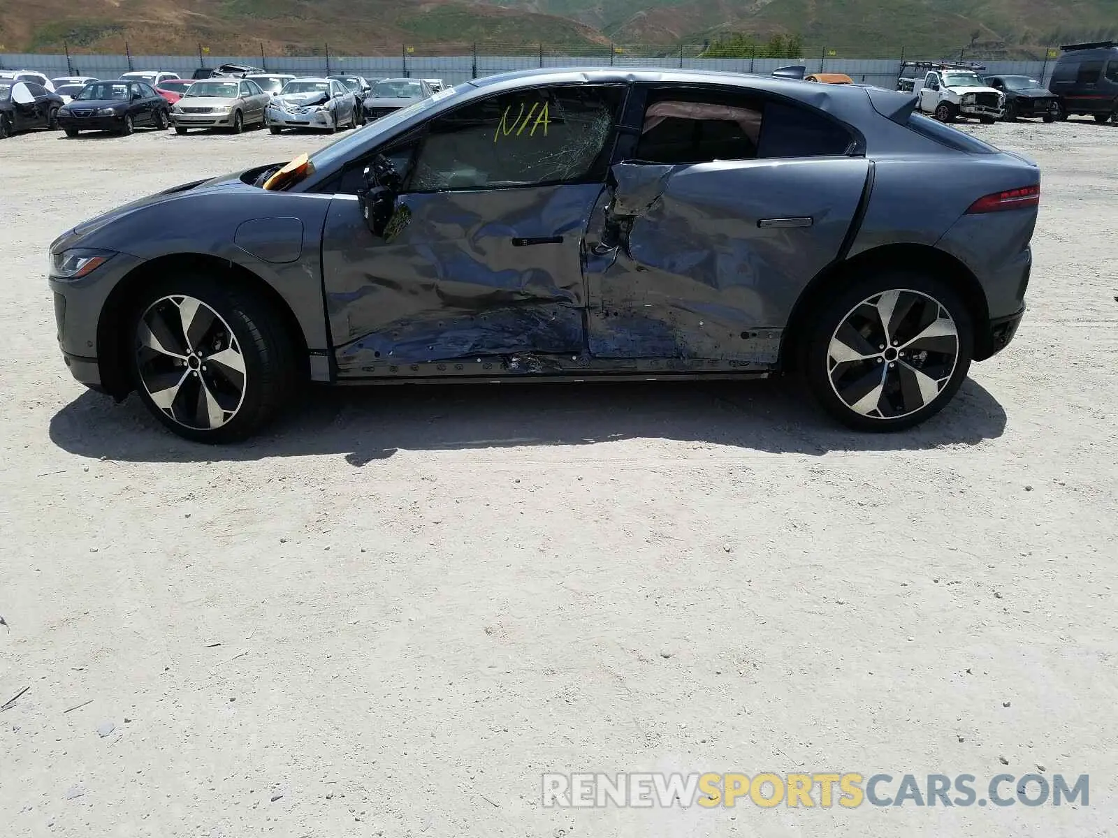 10 fotografías del automóvil dañado SADHD2S13K1F72449 JAGUAR I-PACE FIR 2019