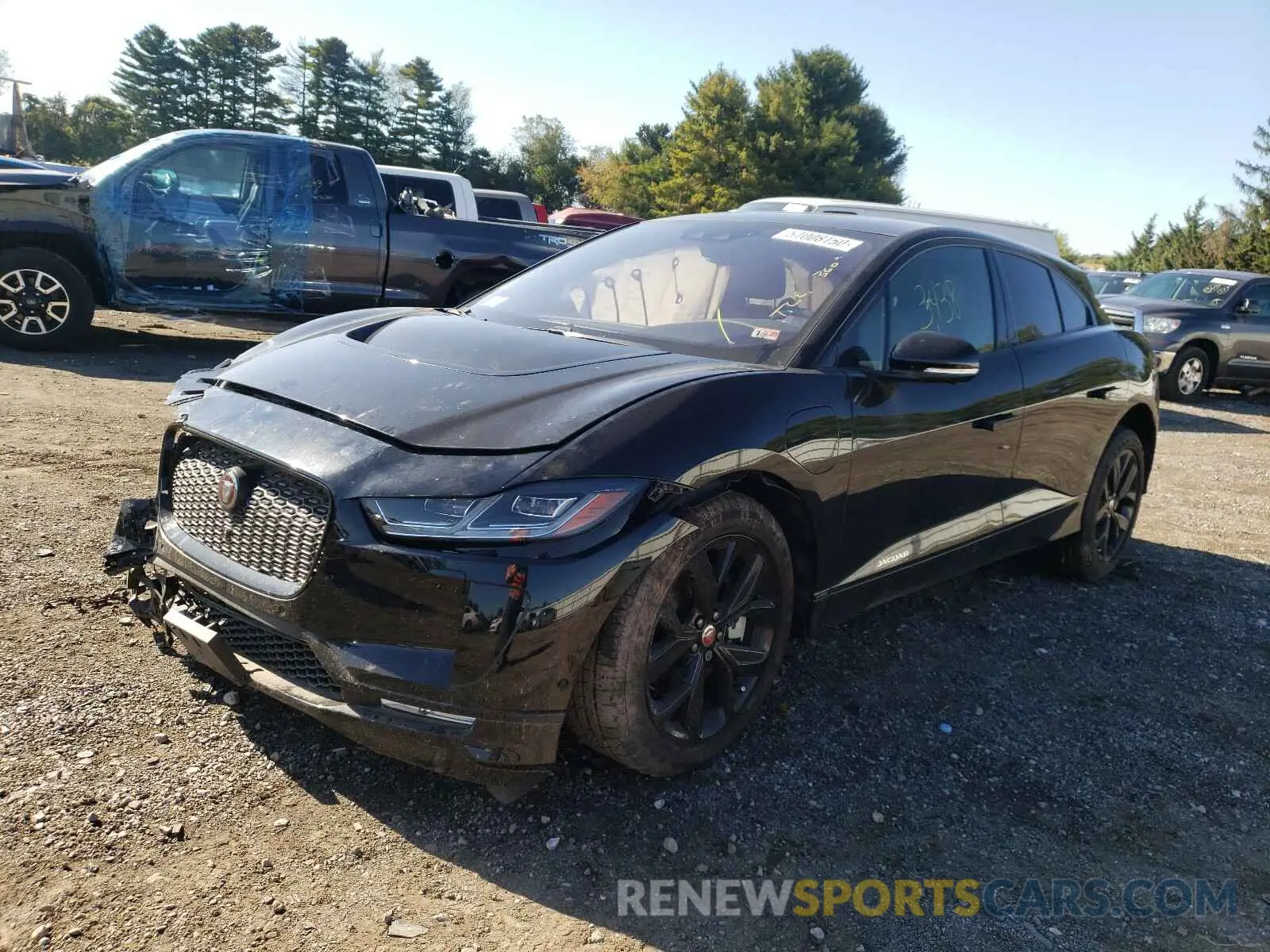 2 fotografías del automóvil dañado SADHD2S15K1F75465 JAGUAR I-PACE FIR 2019