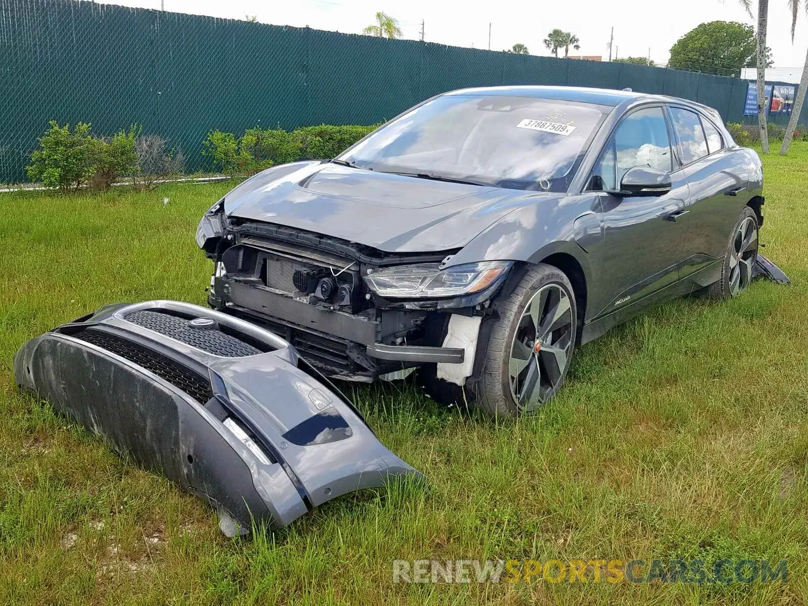 2 fotografías del automóvil dañado SADHD2S1XK1F61884 JAGUAR I-PACE FIR 2019