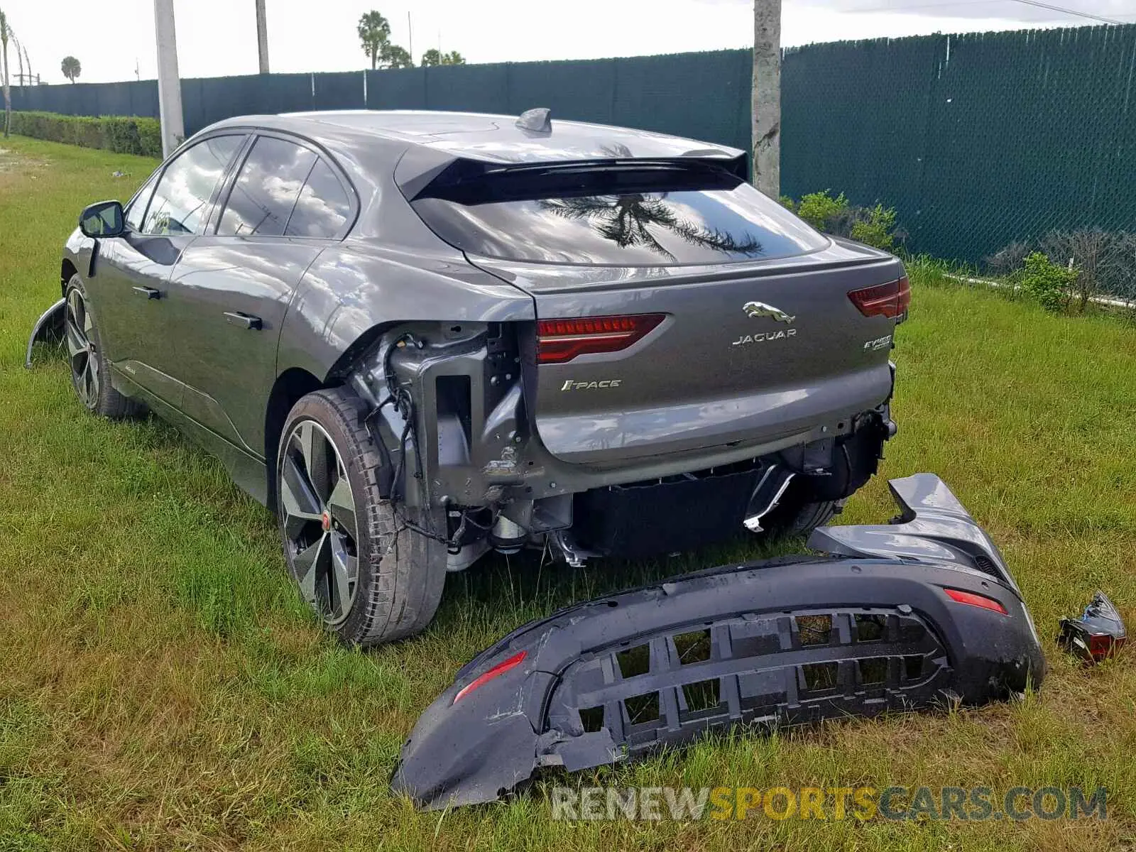 3 fotografías del automóvil dañado SADHD2S1XK1F61884 JAGUAR I-PACE FIR 2019
