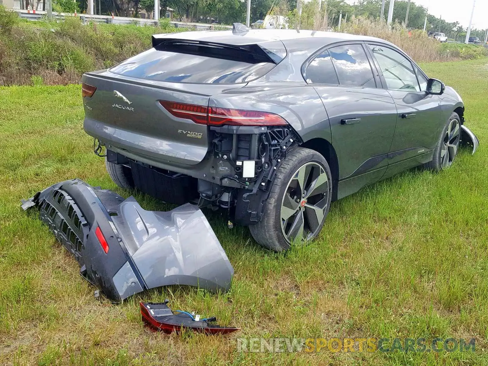 4 fotografías del automóvil dañado SADHD2S1XK1F61884 JAGUAR I-PACE FIR 2019