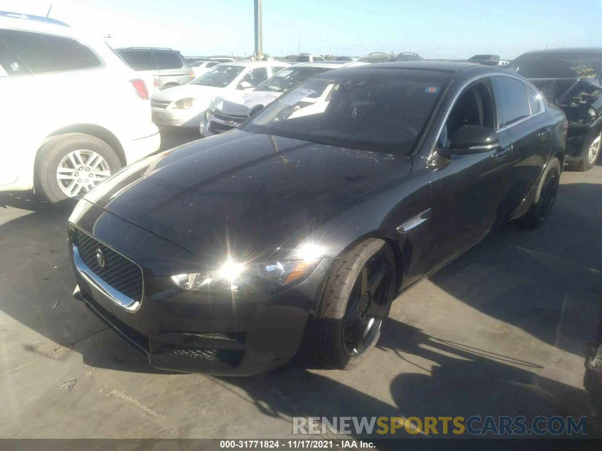 2 fotografías del automóvil dañado SAJAD4FN1KCP50383 JAGUAR XE 2019