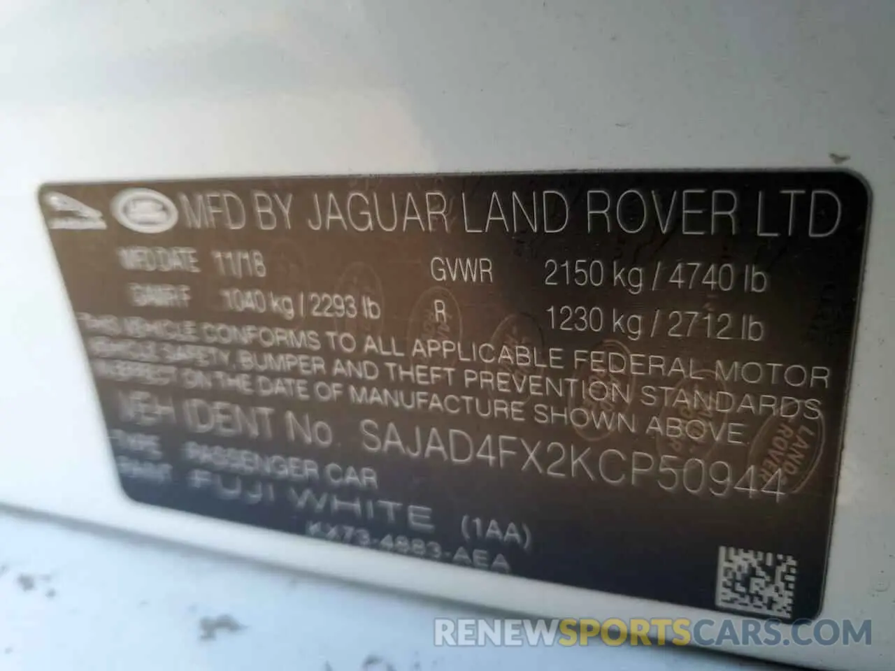 13 fotografías del automóvil dañado SAJAD4FX2KCP50944 JAGUAR XE 2019
