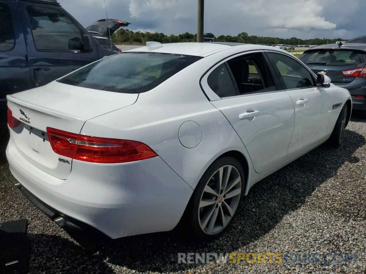 3 fotografías del automóvil dañado SAJAE4FX5KCP53589 JAGUAR XE 2019