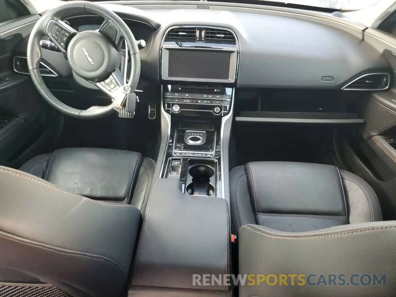 8 fotografías del automóvil dañado SAJAE4FX5KCP53589 JAGUAR XE 2019