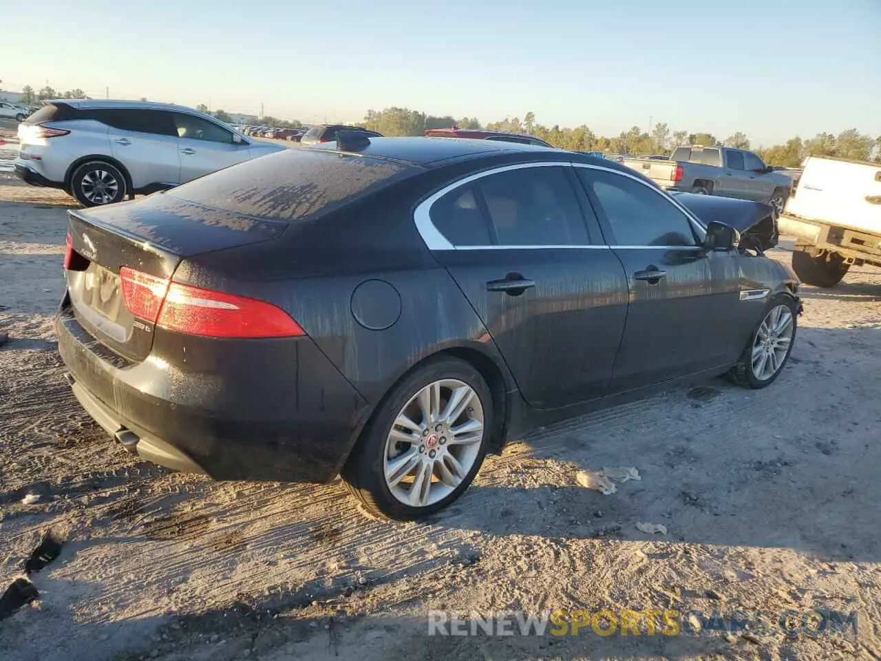 3 fotografías del automóvil dañado SAJAE4FX7KCP49494 JAGUAR XE 2019