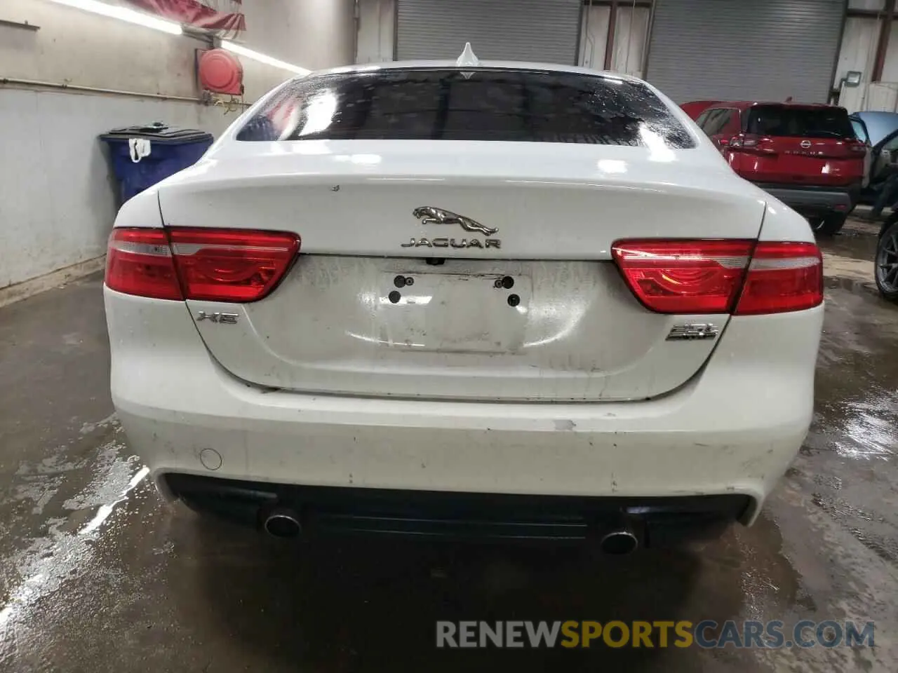 6 fotografías del automóvil dañado SAJAJ4FX0KCP51647 JAGUAR XE 2019