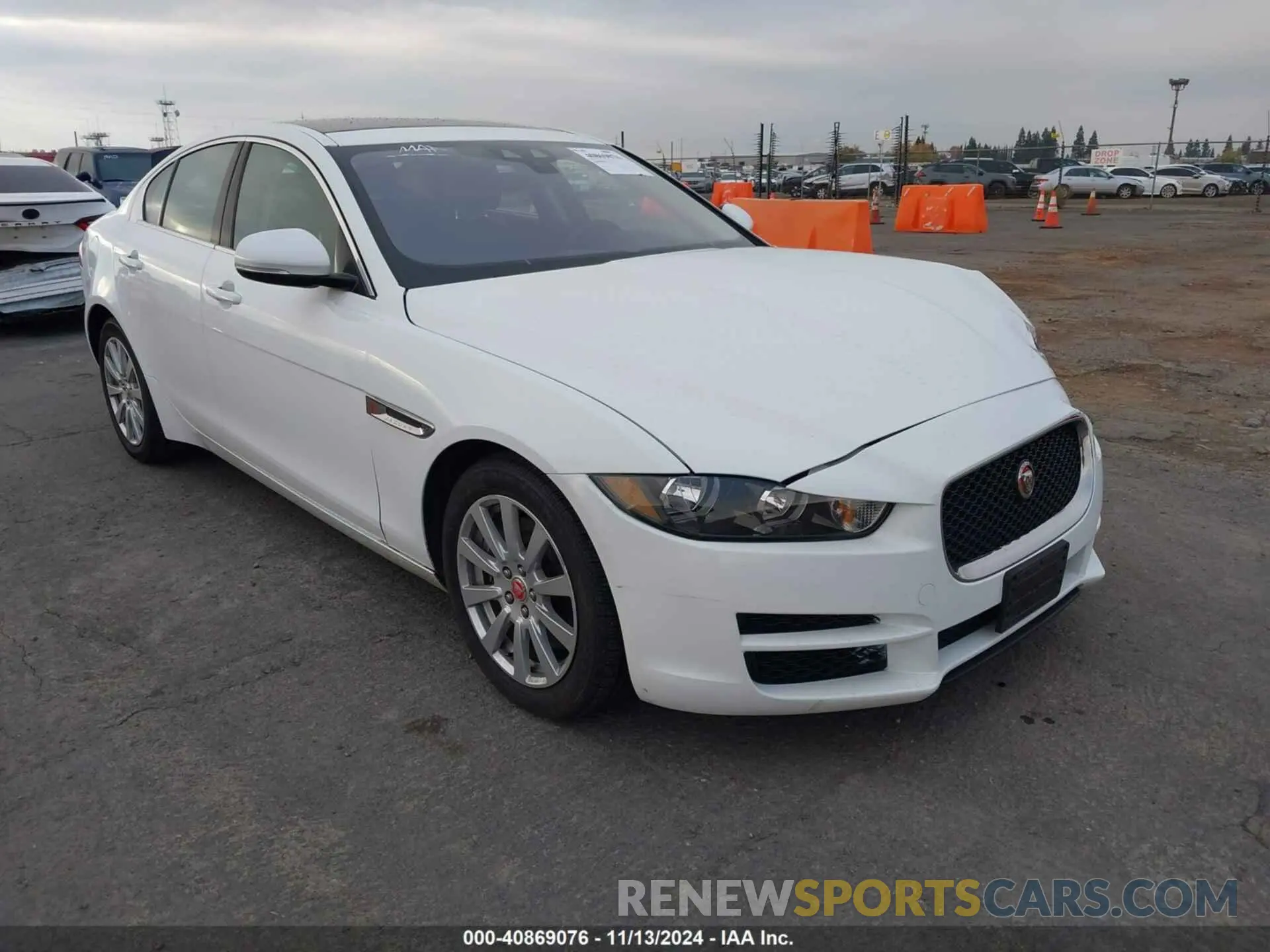 1 fotografías del automóvil dañado SAJAR4FX2KCP44224 JAGUAR XE 2019