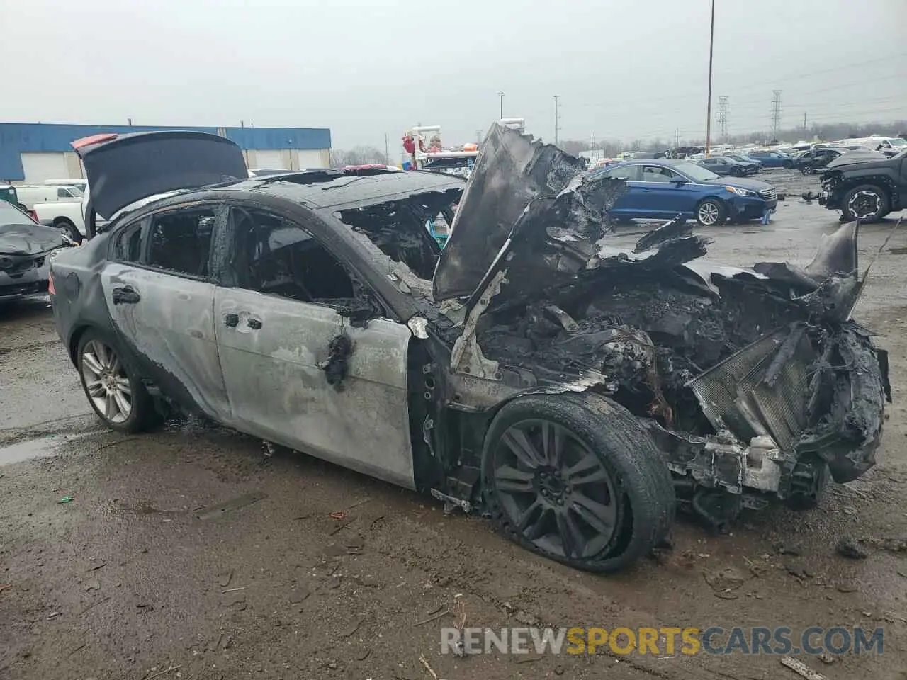 4 fotografías del automóvil dañado SAJAR4FX4KCP51773 JAGUAR XE 2019