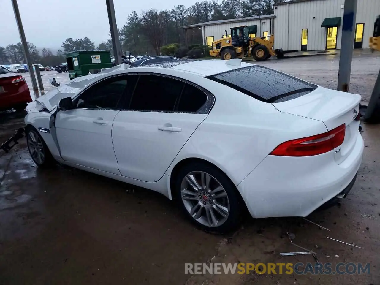 2 fotografías del automóvil dañado SAJAR4FX4KCP52664 JAGUAR XE 2019