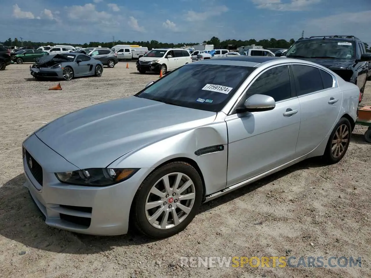 1 fotografías del automóvil dañado SAJAR4FX9KCP48304 JAGUAR XE 2019