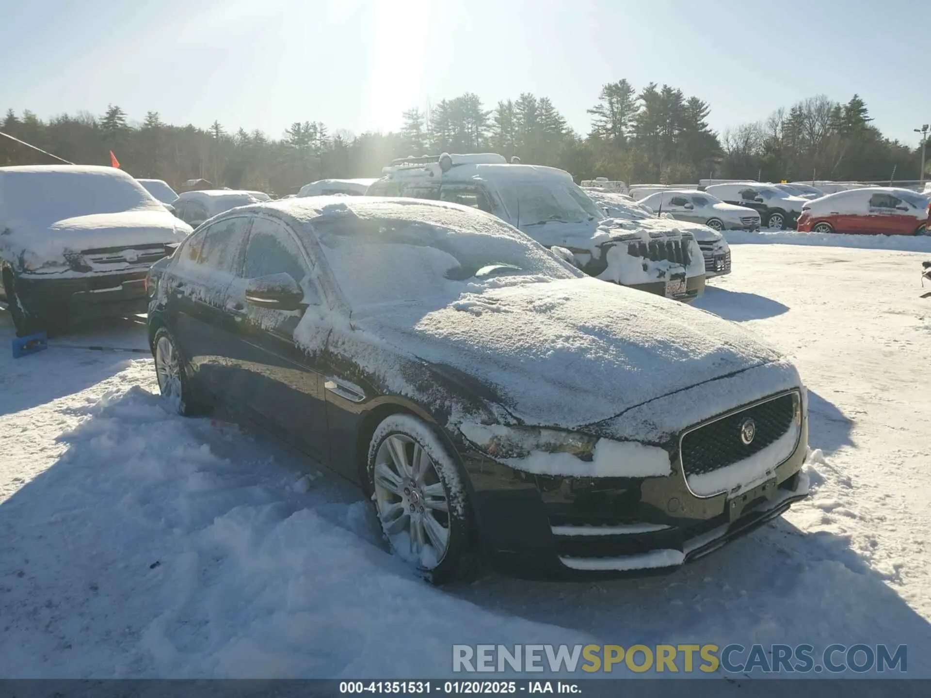 1 fotografías del automóvil dañado SAJAR4FXXKCP52331 JAGUAR XE 2019