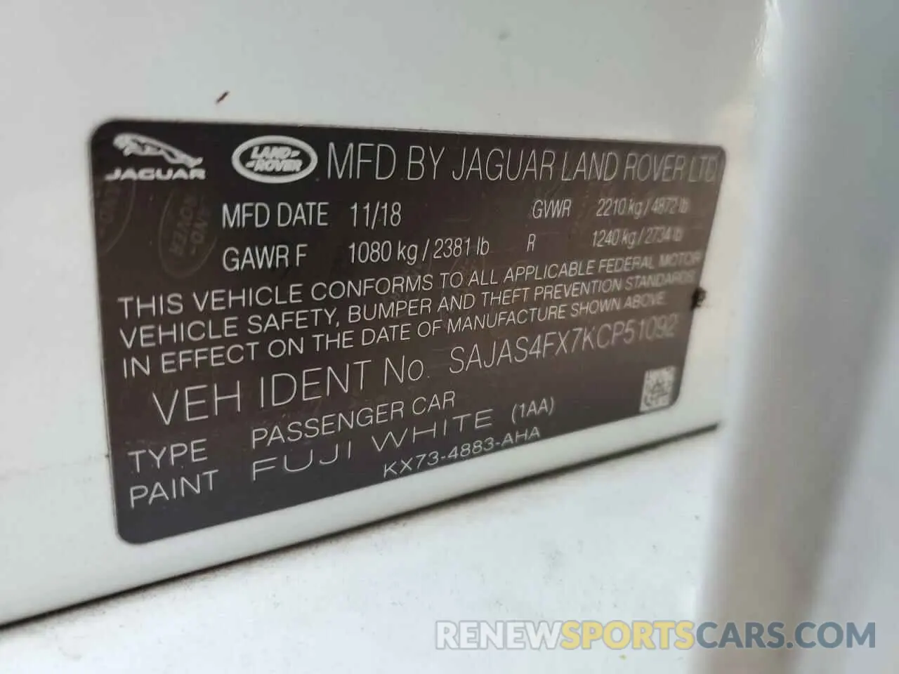 13 fotografías del automóvil dañado SAJAS4FX7KCP51092 JAGUAR XE 2019
