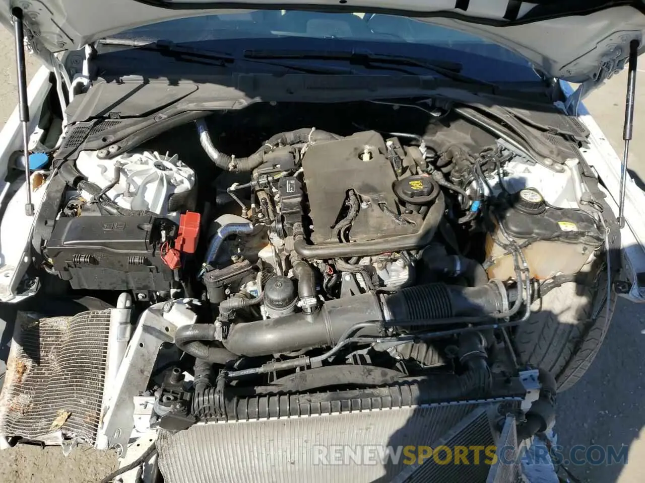 11 fotografías del automóvil dañado SAJAE4FX2LCP62901 JAGUAR XE 2020