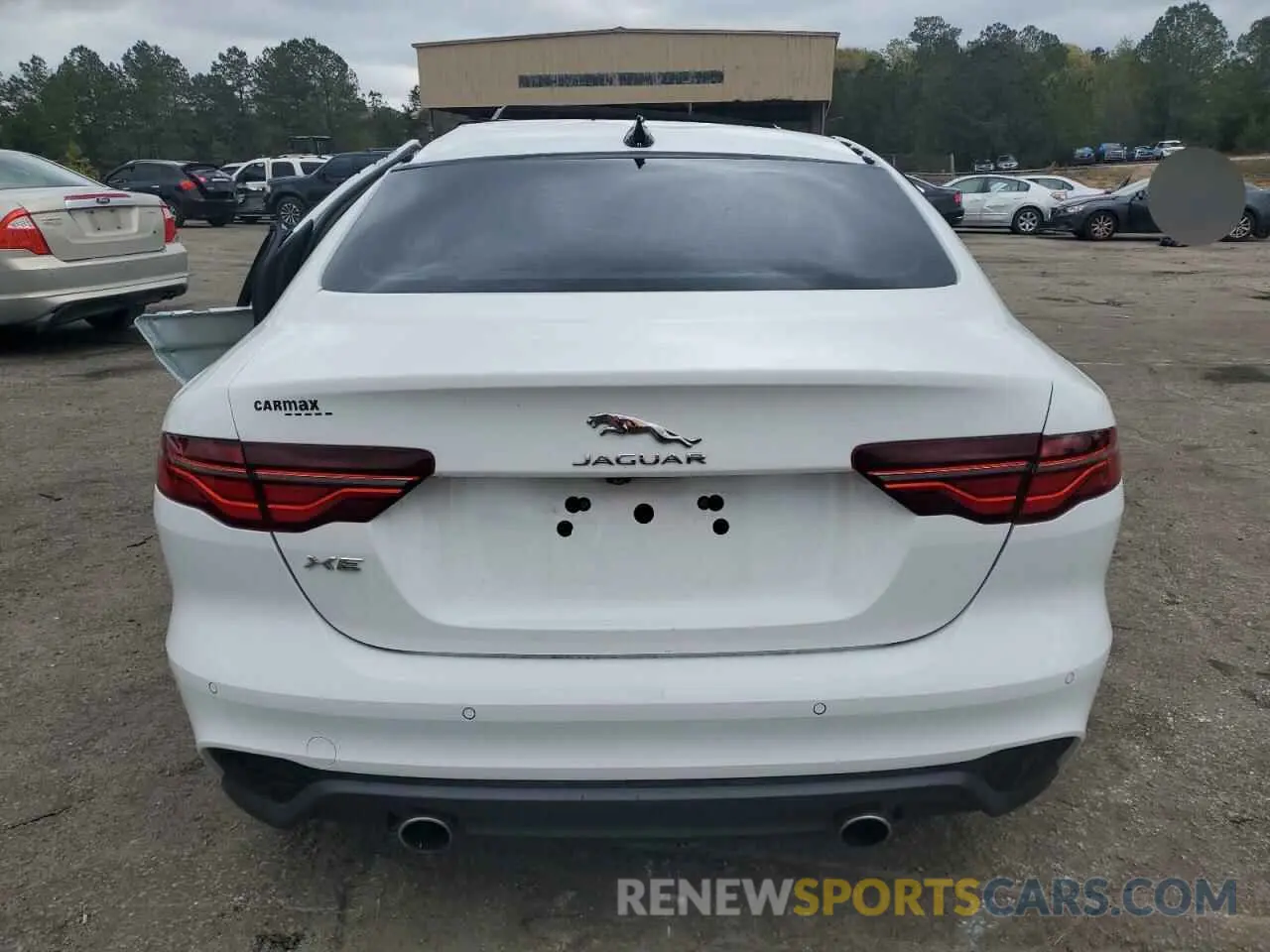 6 fotografías del automóvil dañado SAJAE4FXXLCP64525 JAGUAR XE 2020