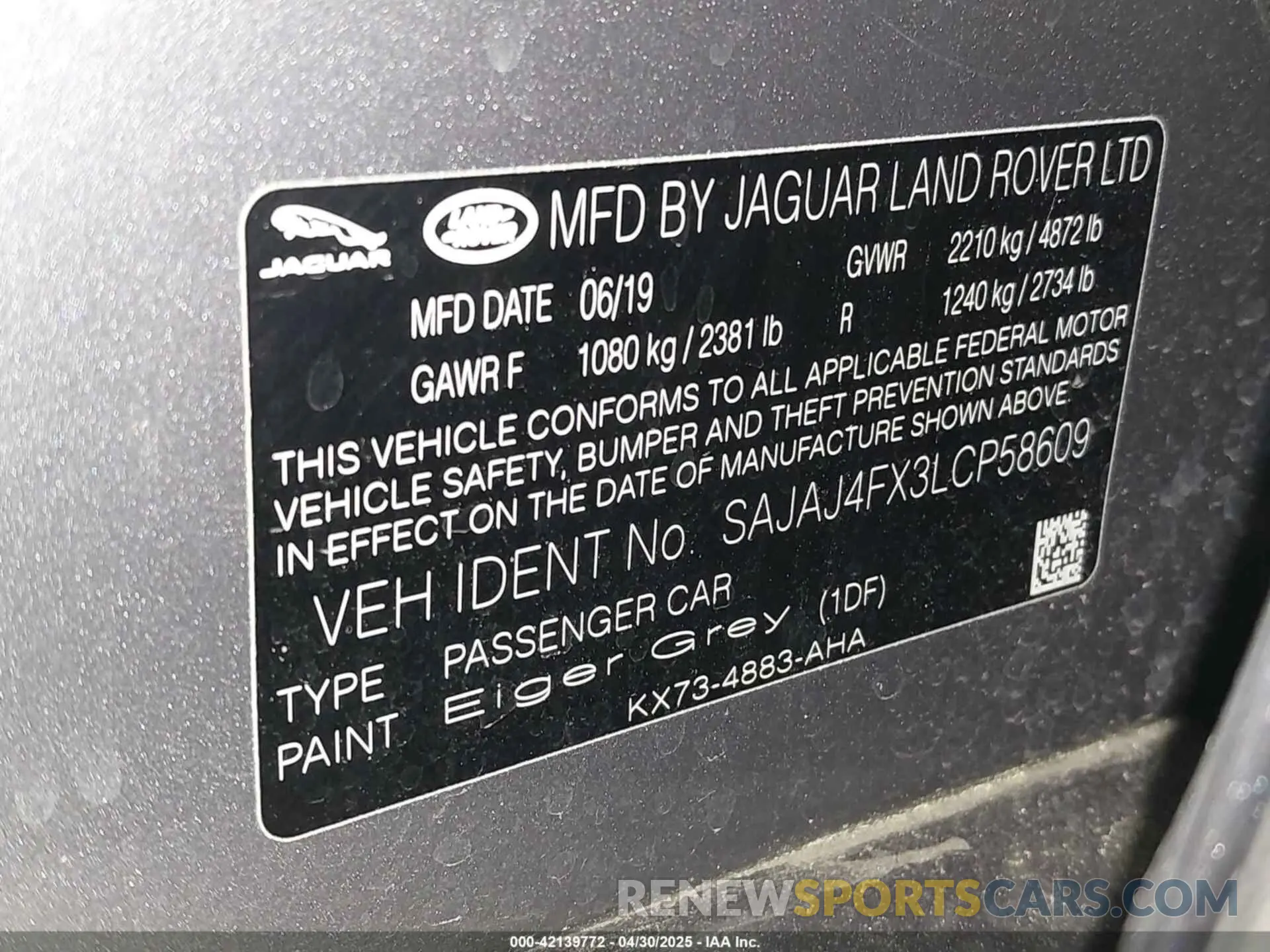 9 fotografías del automóvil dañado SAJAJ4FX3LCP58609 JAGUAR XE 2020