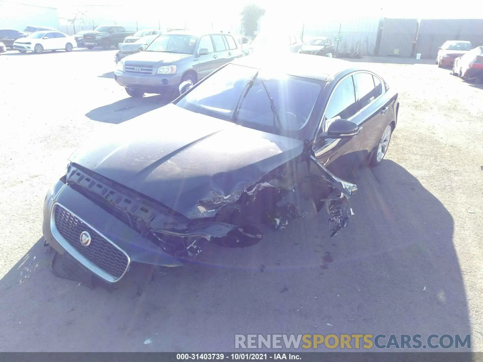 2 fotografías del automóvil dañado SAJAJ4FX4LCP55945 JAGUAR XE 2020