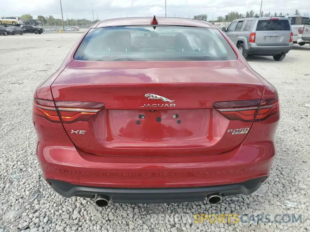 6 fotografías del automóvil dañado SAJAJ4FX4LCP60613 JAGUAR XE 2020