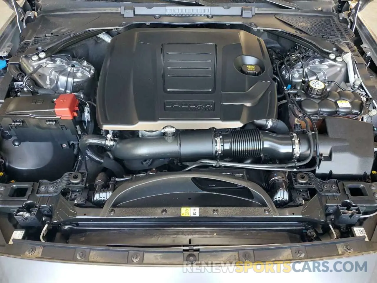 11 fotografías del automóvil dañado SAJAT4GX4LCP58076 JAGUAR XE 2020