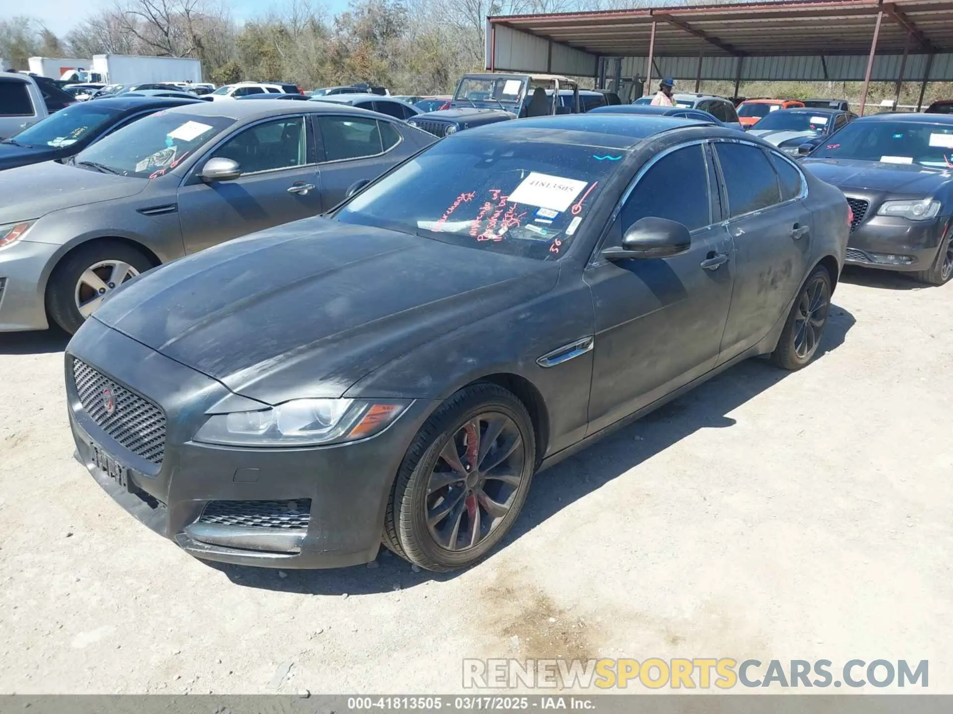 2 fotografías del automóvil dañado SAJBD4FX3KCY79425 JAGUAR XF 2019