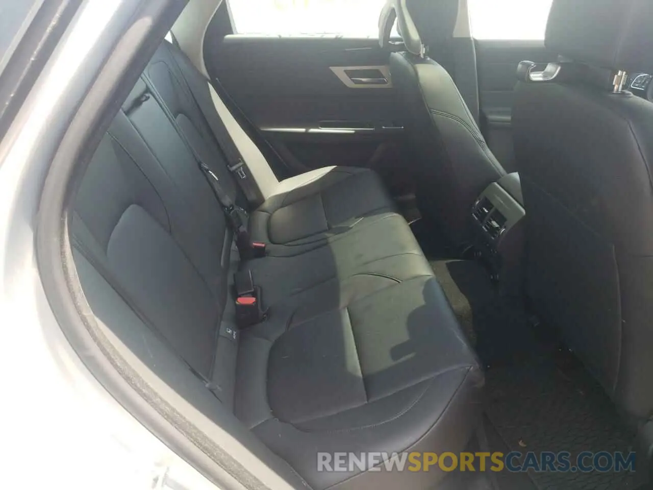 6 fotografías del automóvil dañado SAJBJ4FX8LCY85070 JAGUAR XF 2020